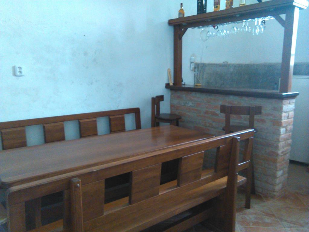 Vinarstvi Bician Apartment Vrbovec Luaran gambar